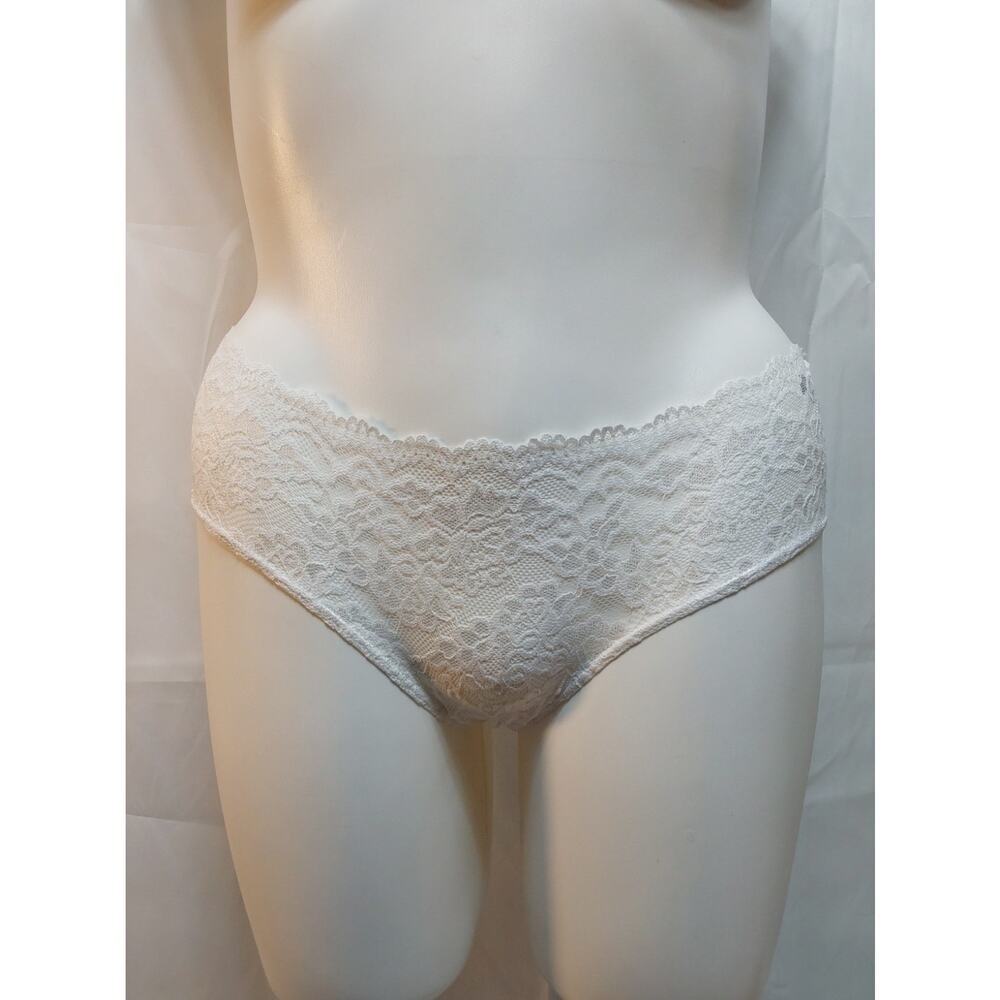 Torrid Size 0 (3 Black & 1 White) Lace Hipster With Bow Cage Back 4 Pack